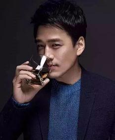 圈内爆料王耀庆抽雪茄,揭秘明星圈内的奢华生活 第3张 圈内爆料王耀庆抽雪茄,揭秘明星圈内的奢华生活 第3张